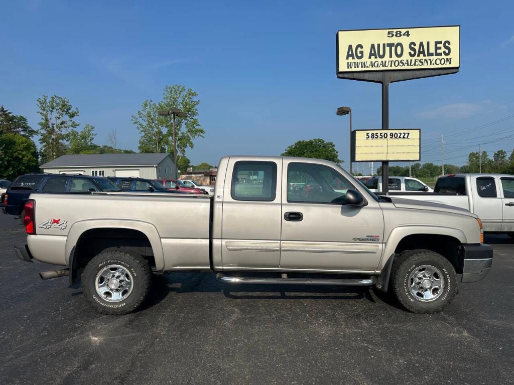 used 2005 Chevrolet Silverado 2500 car, priced at $19,999