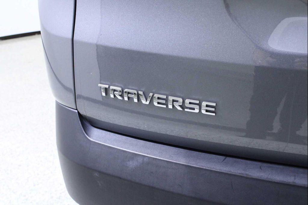 used 2021 Chevrolet Traverse car, priced at $19,591
