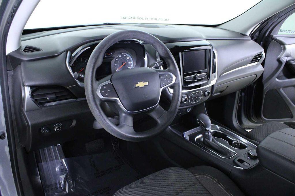 used 2021 Chevrolet Traverse car, priced at $19,591
