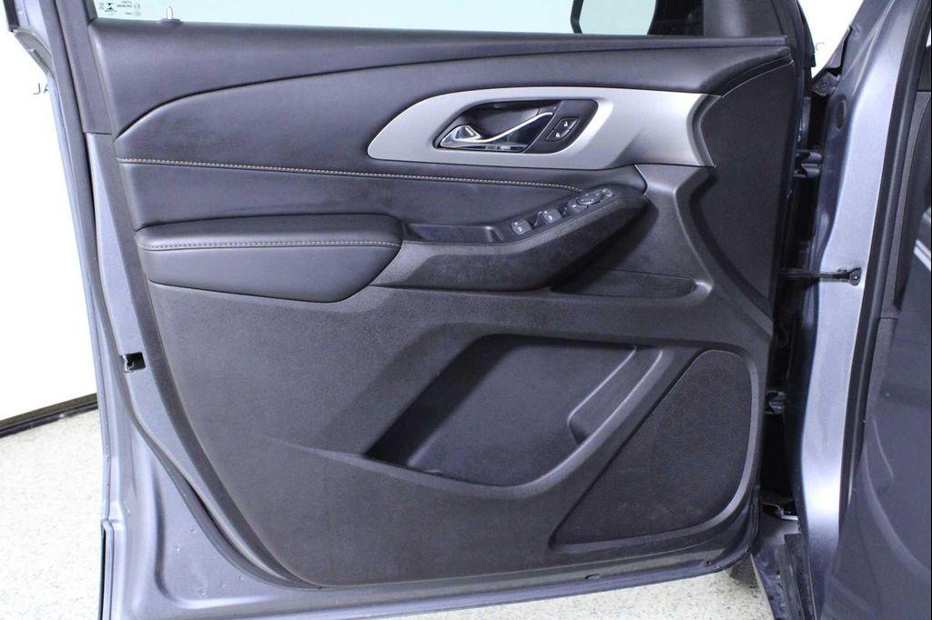 used 2021 Chevrolet Traverse car, priced at $19,591