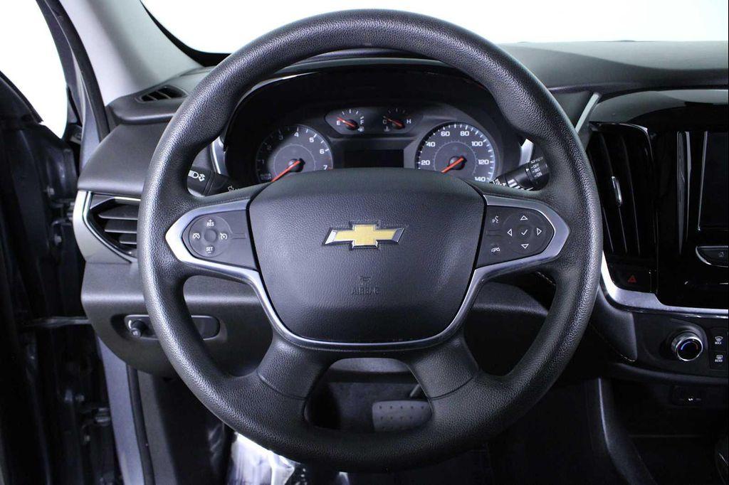 used 2021 Chevrolet Traverse car, priced at $19,591