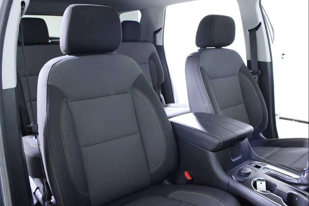 used 2021 Chevrolet Traverse car, priced at $19,591