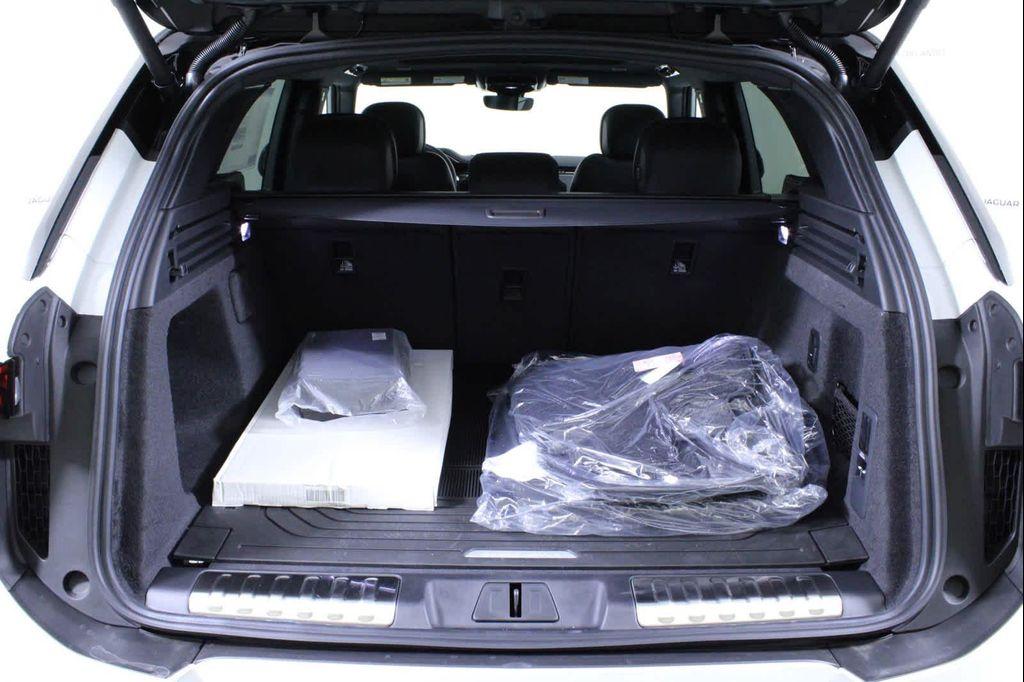 new 2025 Land Rover Range Rover Sport car, priced at $107,005