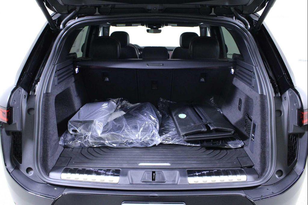 new 2025 Land Rover Range Rover Sport car, priced at $109,070