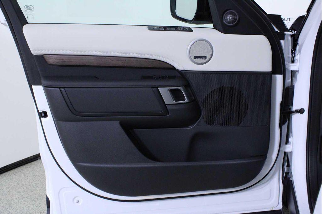 new 2025 Land Rover Discovery car, priced at $68,743