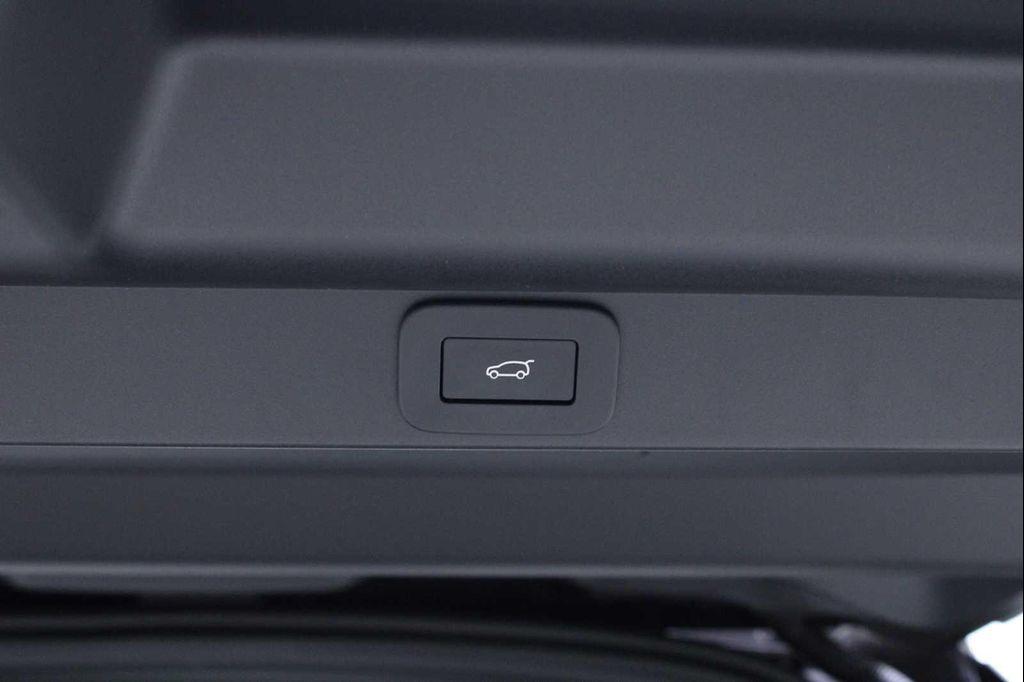 used 2025 Land Rover Range Rover car, priced at $129,891