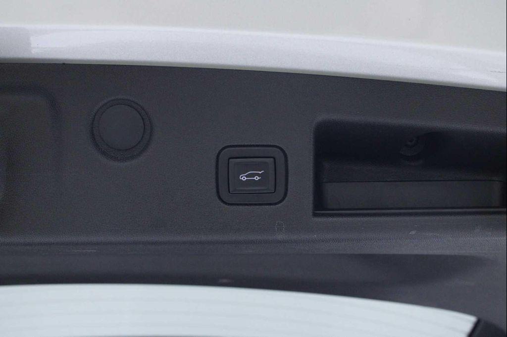 used 2018 Chevrolet Equinox car, priced at $9,991