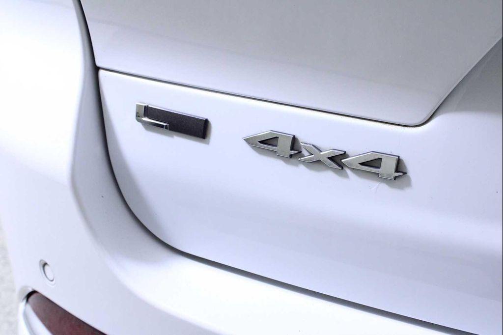 used 2022 Jeep Grand Cherokee L car, priced at $25,991
