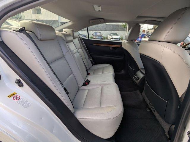 used 2014 Lexus ES 300h car, priced at $16,988