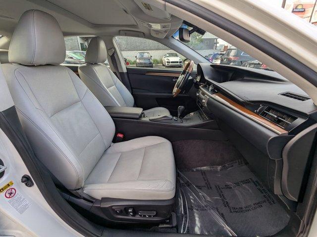 used 2014 Lexus ES 300h car, priced at $16,988