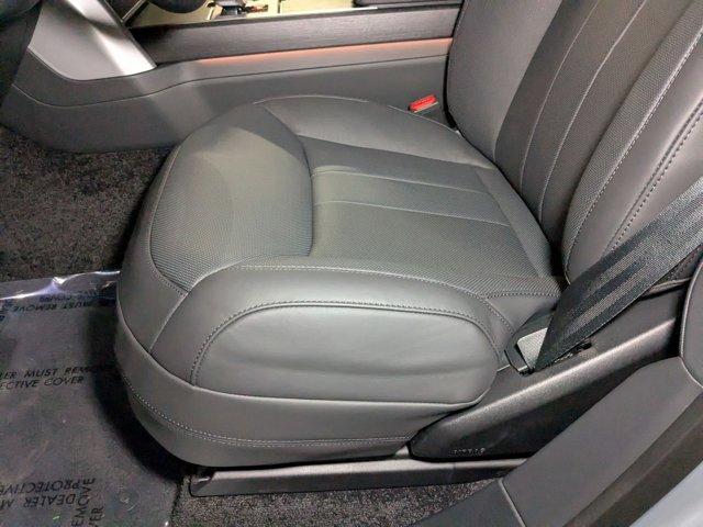 new 2025 Land Rover Range Rover car, priced at $149,872