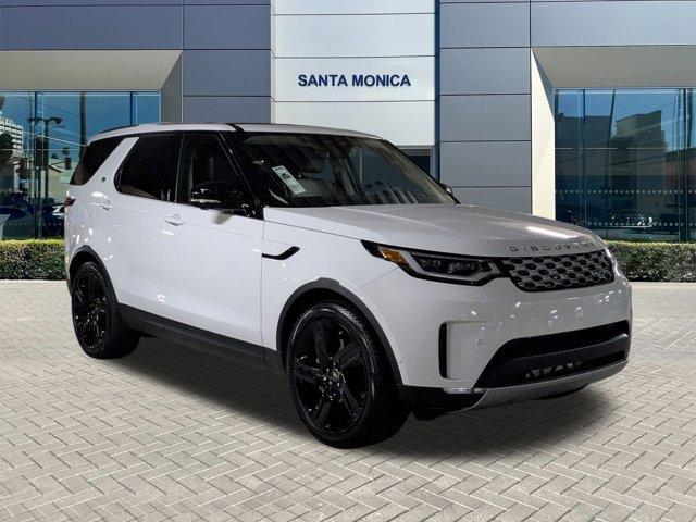 new 2025 Land Rover Discovery car, priced at $66,868
