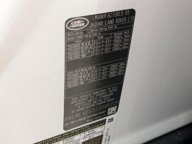 new 2025 Land Rover Discovery car, priced at $78,662