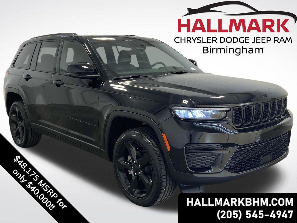 new 2025 Jeep Grand Cherokee car, priced at $40,000