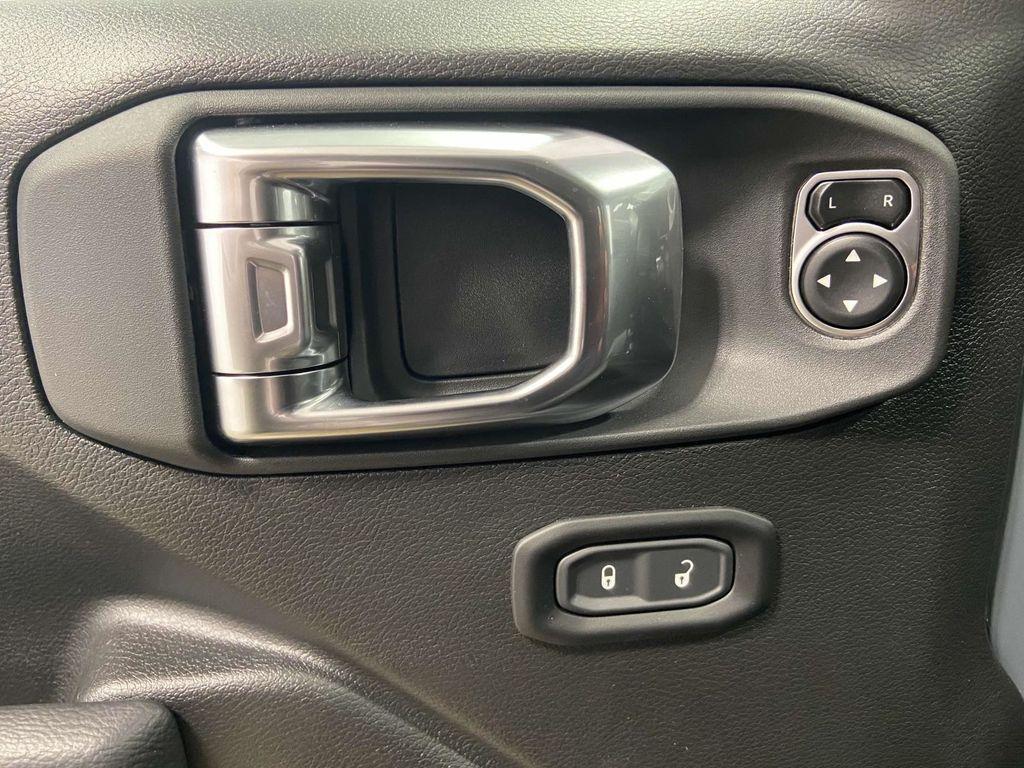 new 2025 Jeep Gladiator car, priced at $44,759