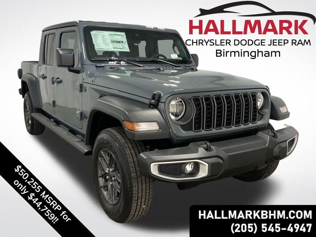 new 2025 Jeep Gladiator car, priced at $44,759