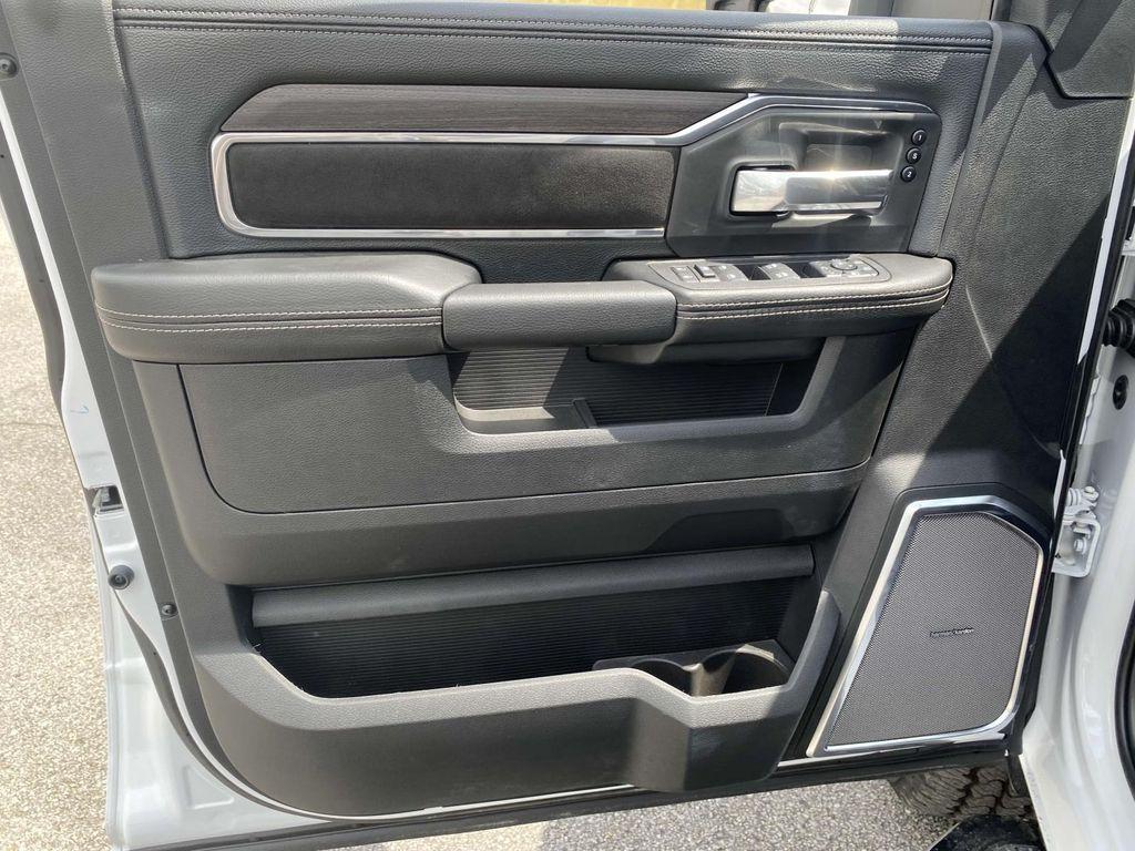 new 2025 Ram 2500 car, priced at $85,888