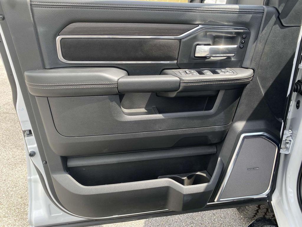 new 2025 Ram 2500 car, priced at $85,888