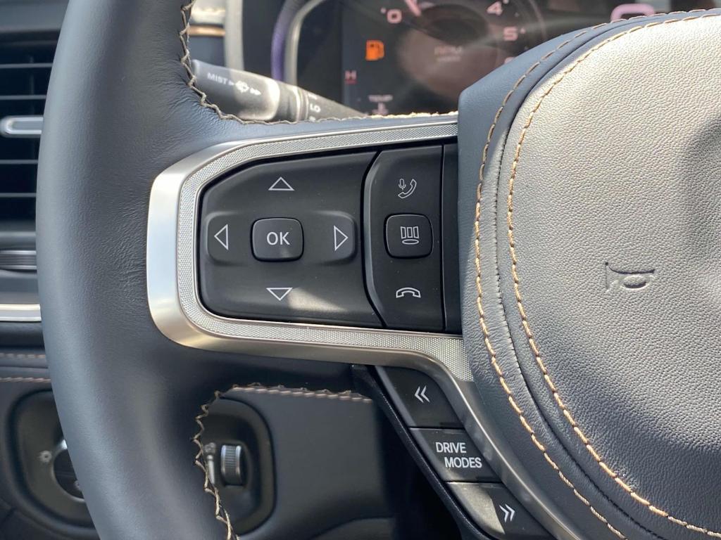 new 2025 Ram 1500 car, priced at $71,273