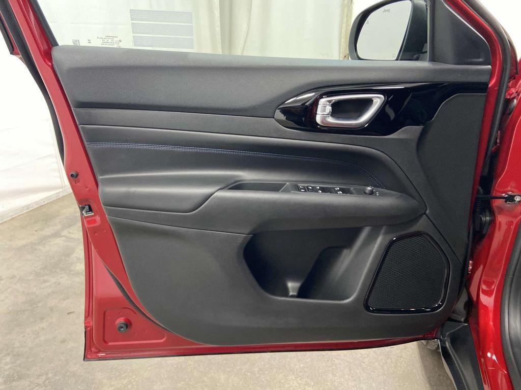 new 2025 Jeep Compass car, priced at $28,458