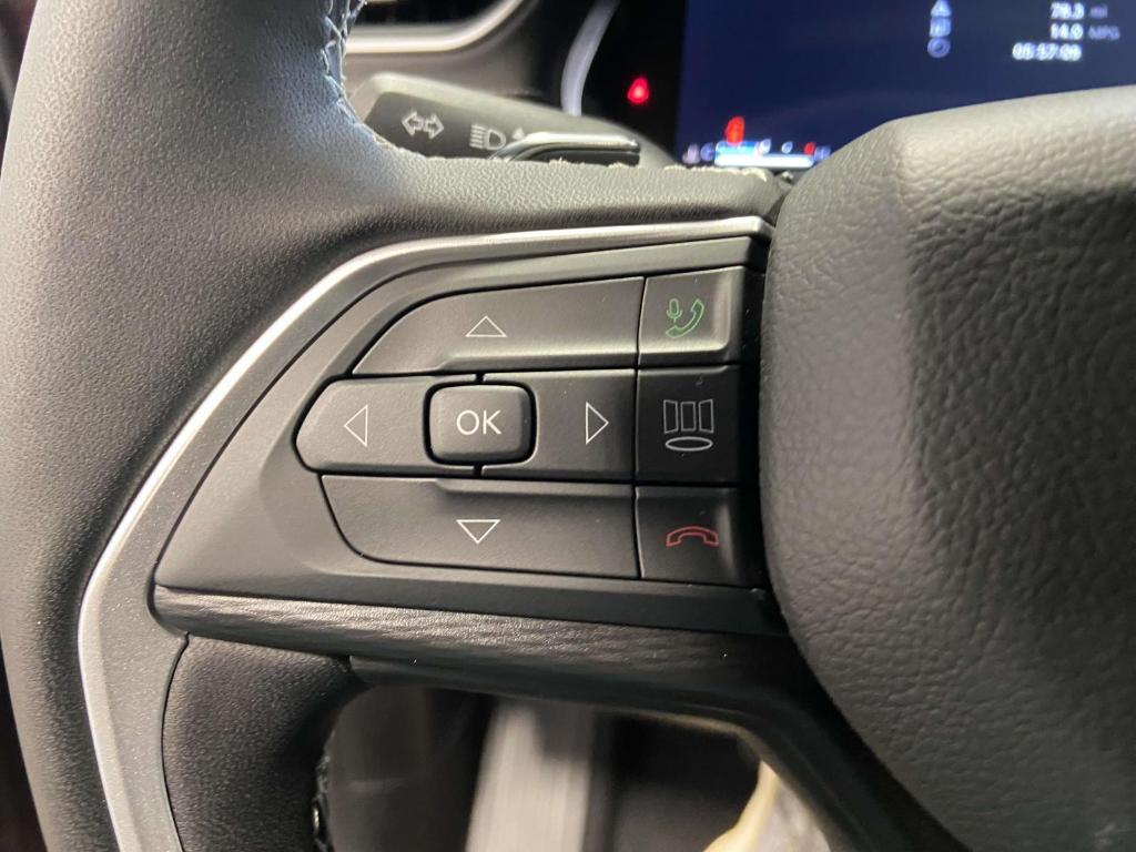 new 2025 Jeep Grand Cherokee car, priced at $46,030