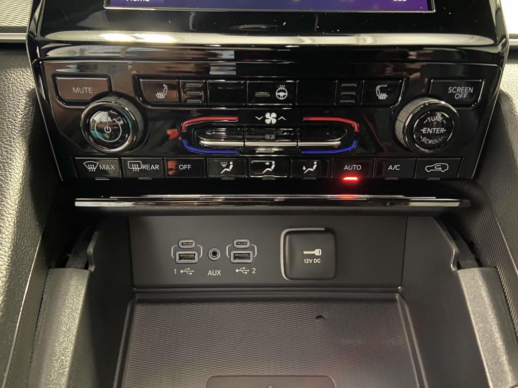 new 2025 Jeep Grand Cherokee car, priced at $46,030
