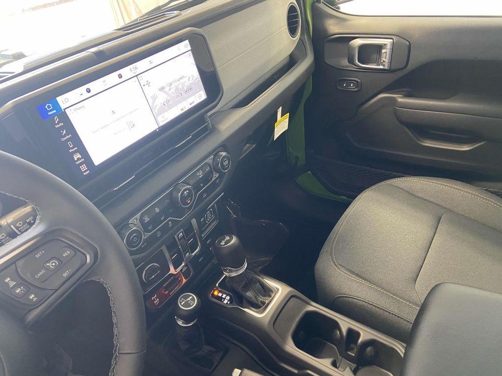 new 2025 Jeep Wrangler car, priced at $48,002
