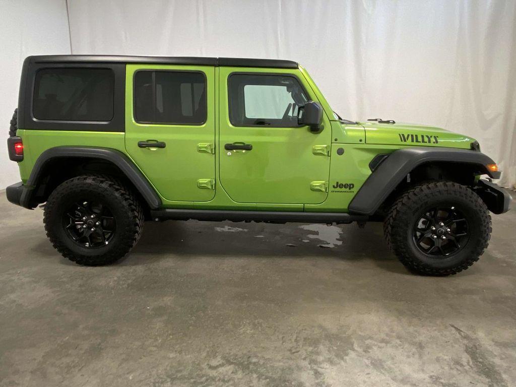new 2025 Jeep Wrangler car, priced at $48,002