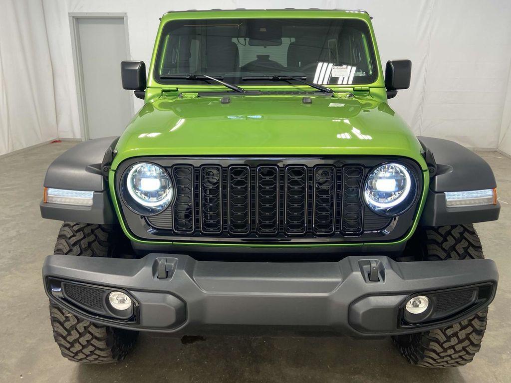 new 2025 Jeep Wrangler car, priced at $48,002