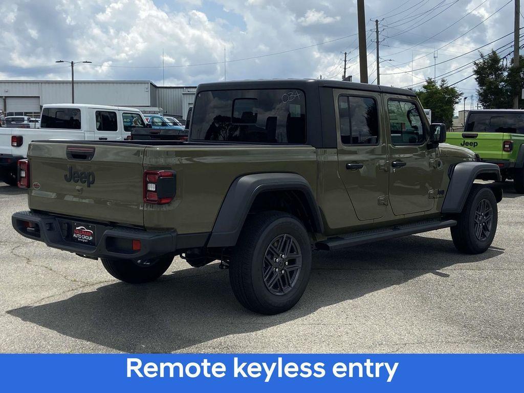 new 2025 Jeep Gladiator car, priced at $43,499