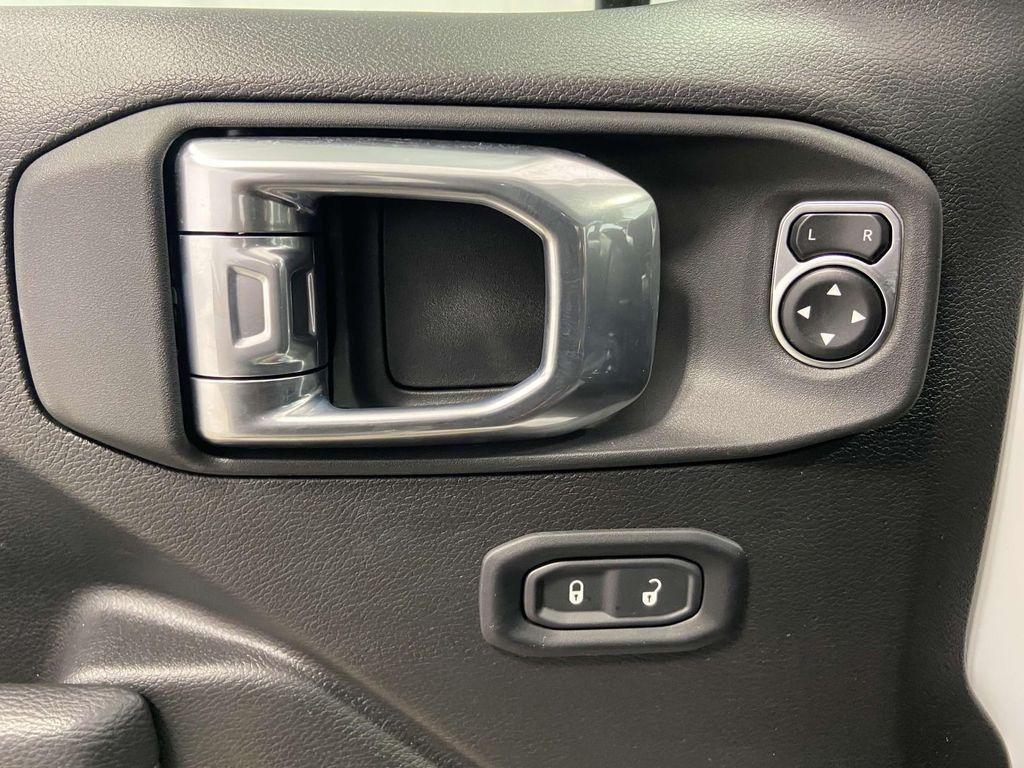 new 2025 Jeep Gladiator car, priced at $39,078