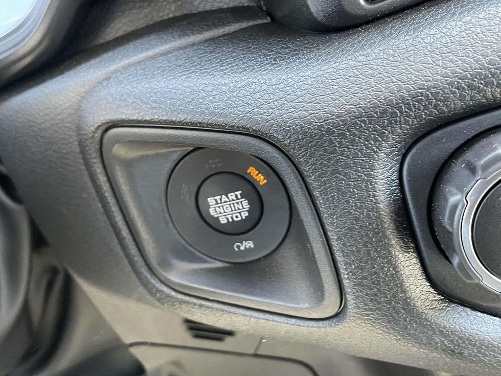 new 2025 Jeep Gladiator car, priced at $38,084