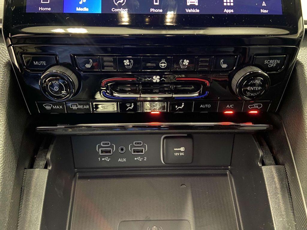 new 2025 Jeep Grand Cherokee L car, priced at $49,342