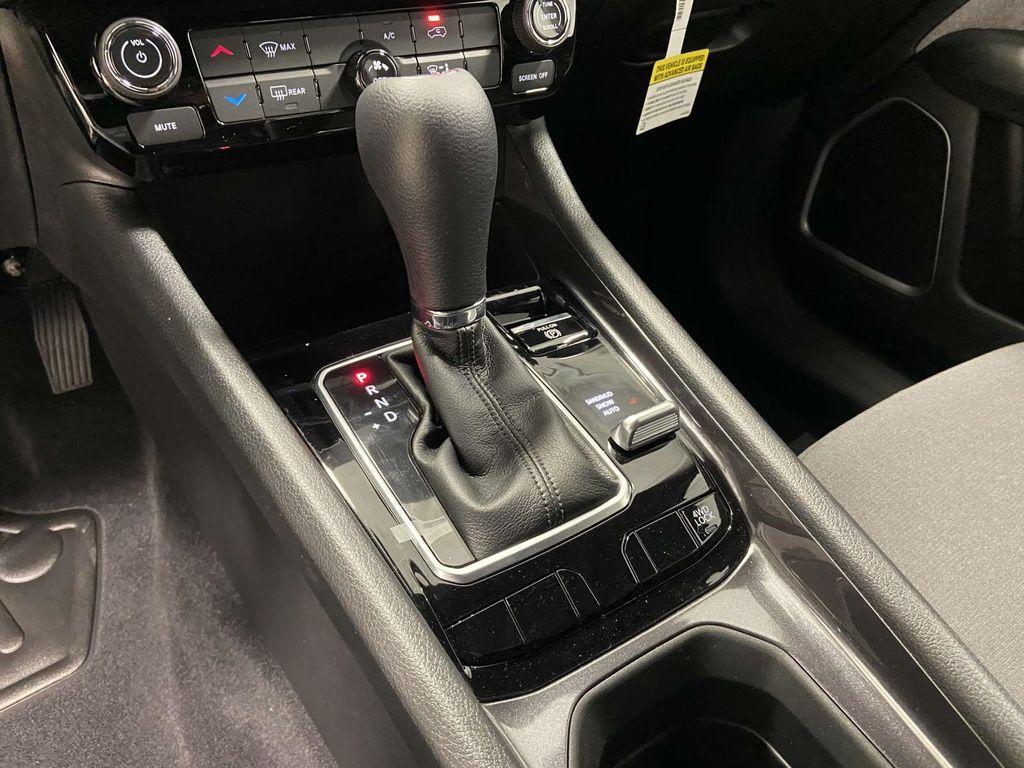 new 2025 Jeep Compass car, priced at $24,999