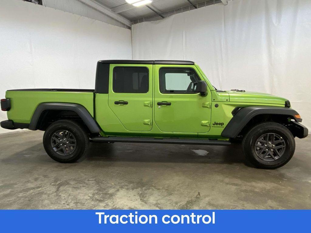 new 2025 Jeep Gladiator car, priced at $44,759
