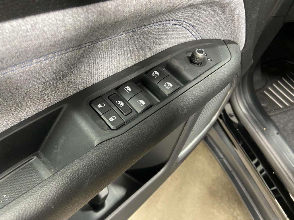 new 2025 Jeep Compass car, priced at $24,999