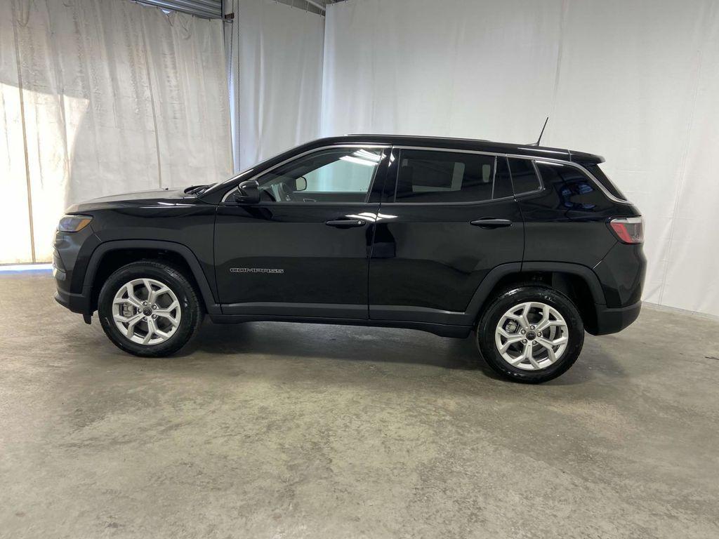 new 2025 Jeep Compass car, priced at $24,999