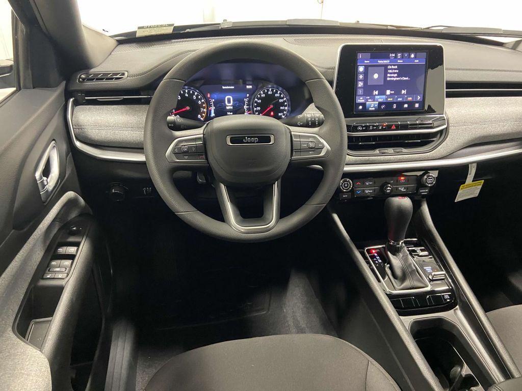 new 2025 Jeep Compass car, priced at $24,999