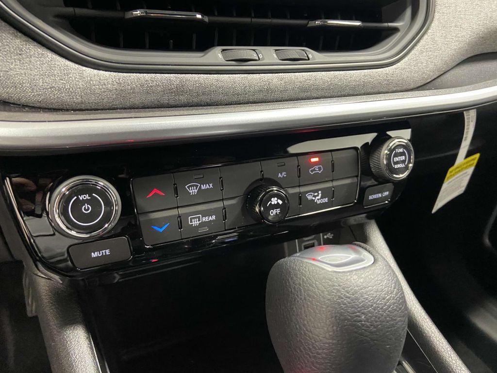 new 2025 Jeep Compass car, priced at $24,999