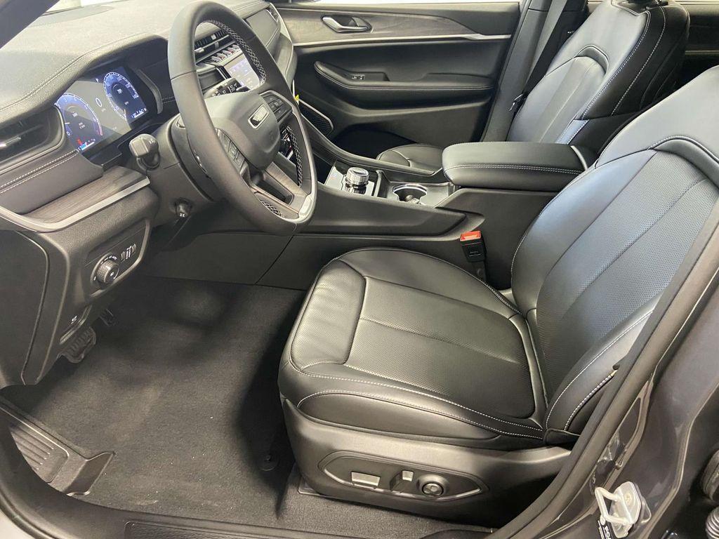 new 2025 Jeep Grand Cherokee L car, priced at $50,962