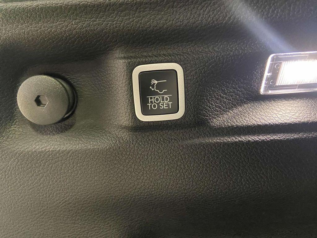 new 2025 Jeep Grand Cherokee L car, priced at $50,962