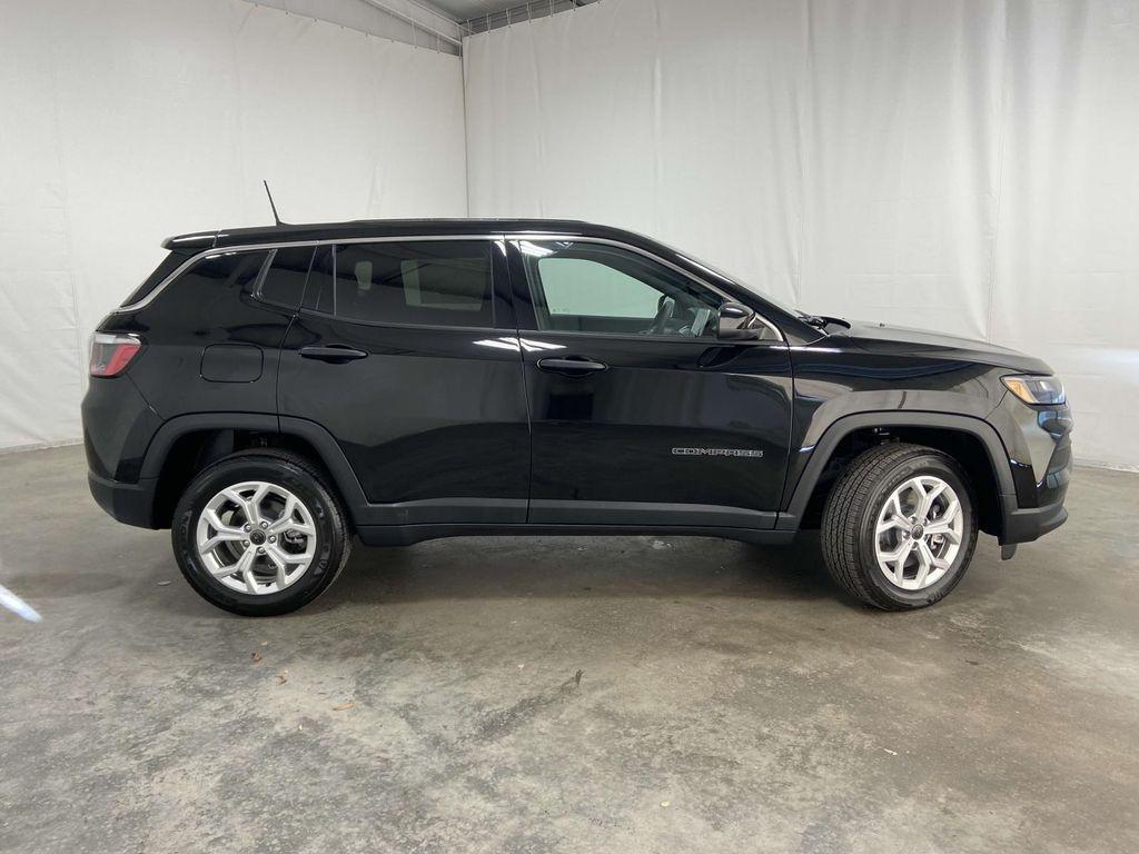 new 2025 Jeep Compass car, priced at $24,999