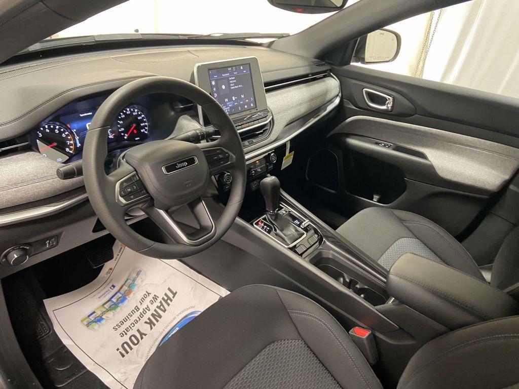 new 2025 Jeep Compass car, priced at $24,999