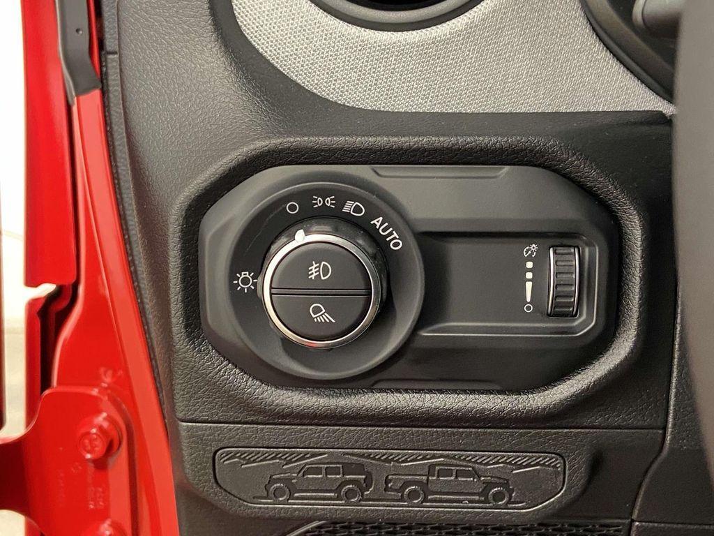 new 2025 Jeep Gladiator car, priced at $45,259