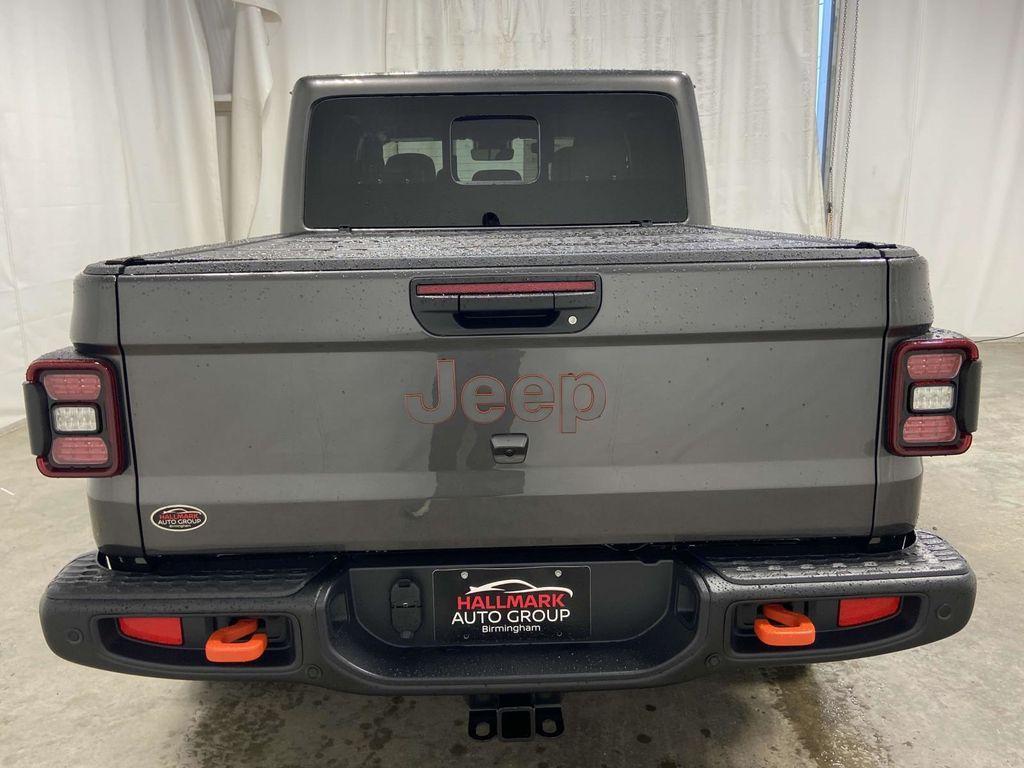 new 2025 Jeep Gladiator car, priced at $54,902
