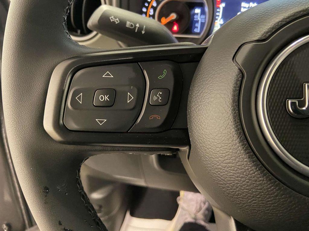 new 2025 Jeep Gladiator car, priced at $54,902
