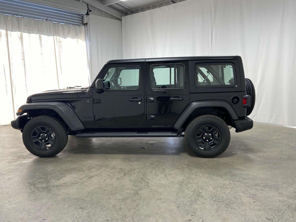 new 2025 Jeep Wrangler car, priced at $40,780