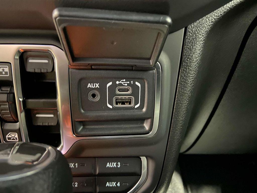 new 2025 Jeep Wrangler car, priced at $51,500