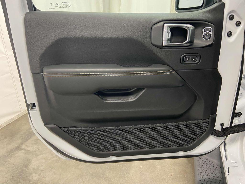 new 2025 Jeep Wrangler car, priced at $55,410