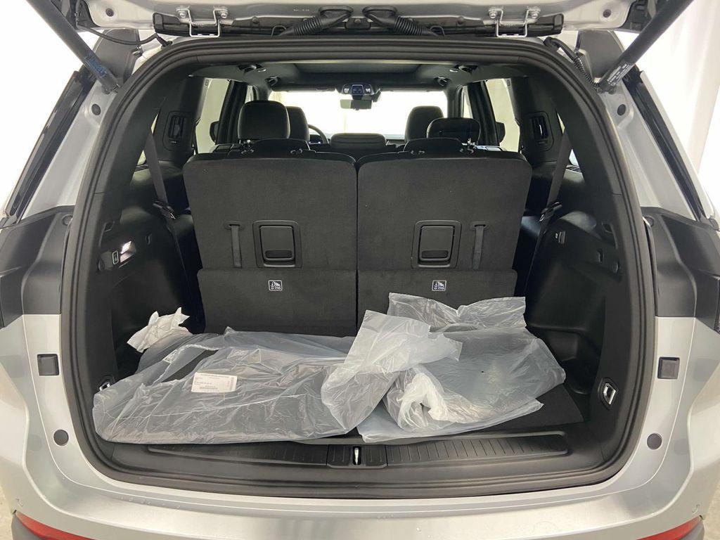 new 2025 Jeep Grand Cherokee L car, priced at $49,937